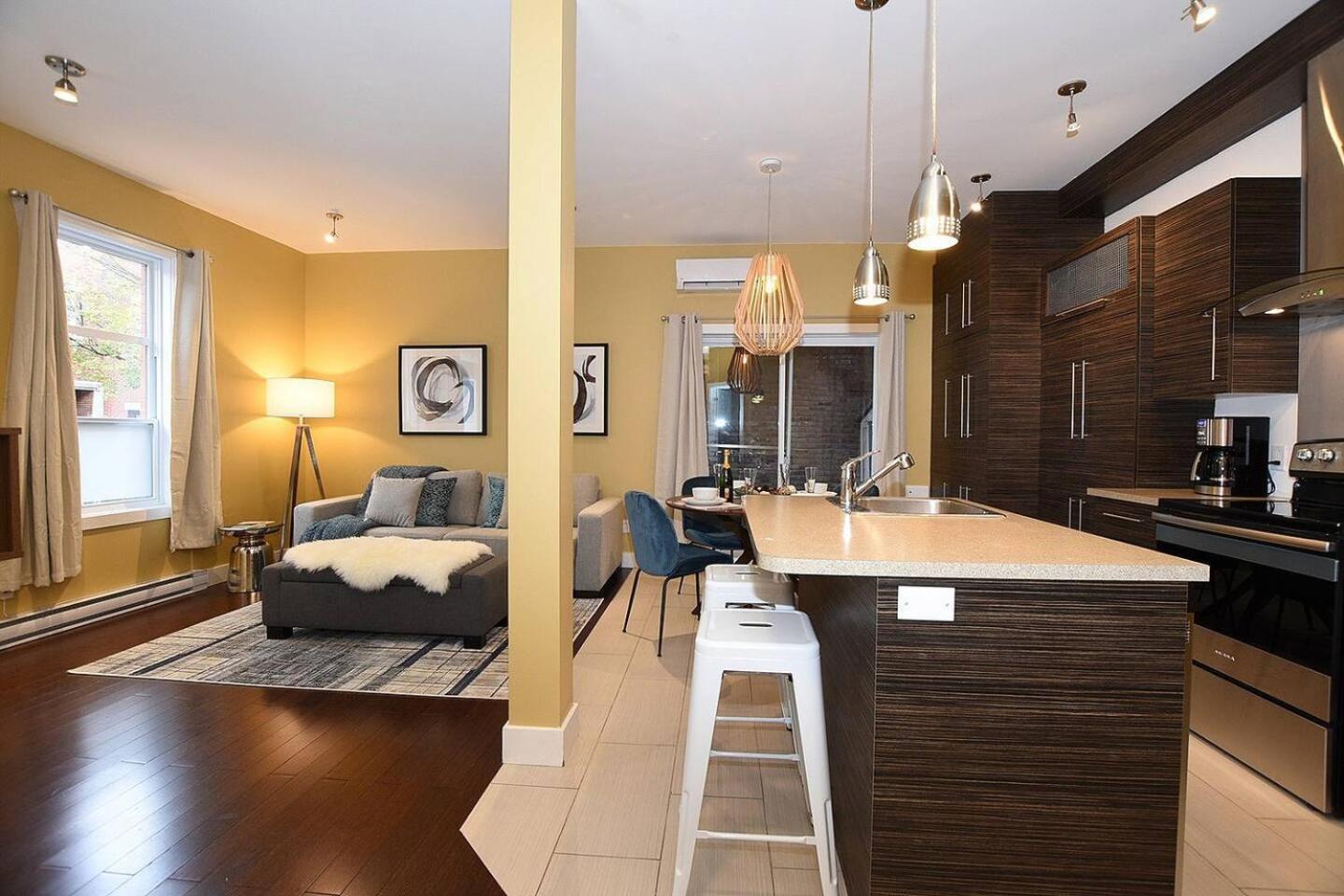 Ground Floor Loft Style Luxury Executive Flat